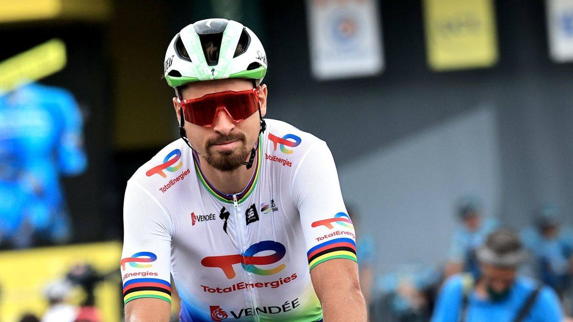 Peter Sagan se despide por la puerta de atrás y Remco Evenepoel apunta